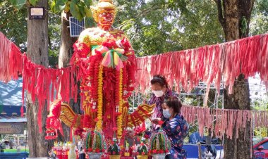 หยุดยาวชาวปราจีนบุรีแห่ไหว้ขอพร-โชคลาภปู่ท้าวเวชสุวรรณงานประจำปีวัดโยธาราษฏร์