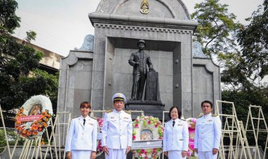 ธ.ก.ส. วางพวงมาลาวันปิยมหาราช 23 ตุลาคม 2565 ณ ลานพระบรมรูปในหลวงรัชกาลที่ 5