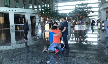 ‘หมอสอง’ ศัลยแพทย์ตกแต่งคนดังอดีตสามี ‘หญิงแย้’ กลับถึงไทยอย่างปลอดภัยแล้ว