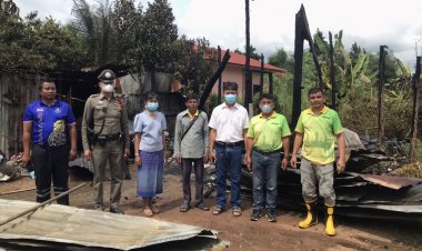 ลุงออกไปทำงานนอกบ้าน กลับถึงบ้านถึงกับเข่าทรุด บ้านถูกไฟไหม้เหลือแต่เสา