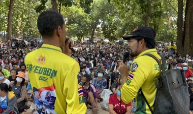 “บิณฑ์ บรรลือฤทธิ์ มูลนิธิร่วมกตัญญ ช่วยน้ำท่วมอุบล65 ส่งท้าย กว่า1,700 ครัวเรือน.!!