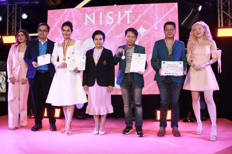 NISIT VIPVUP เปิดตัว"นิสิตเซรัมและนิสิตกันแด"สุดอลังการ พร้อม 2 พรีเซ็นเตอร์ "พลอยชมพู-มิ้น นวินดา"