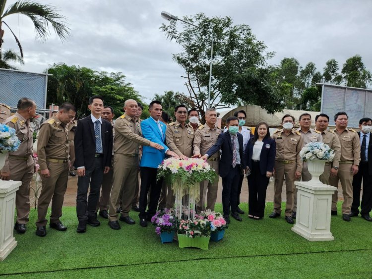 อบจ.ปราจีนบุรีถ่ายโอน รพ.สต.ปราจีนบุรี สส.ภูมิใจไทย-อสมพรึ่บ!แสดงพลัง