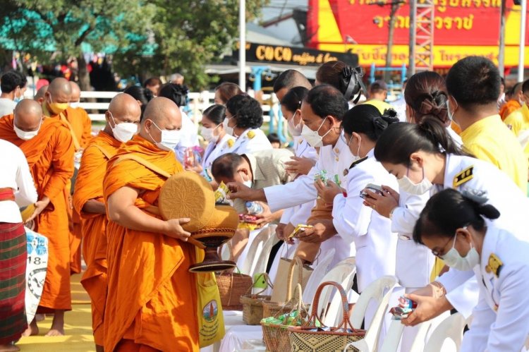 ขุนหาญน้อมรำลึกในพระมหากรุณาธิคุณเนื่องในวันสวรรคตในหลวงรัชกาลที่ 9