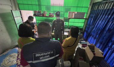 ปอศ.บุกค้น 3 ร้านค้าเมืองคอน ลักลอบจําหน่ายบุหรี่ปลอมและหนีภาษี ทํารัฐเสียหายกวา่ 10 ล้านบาท