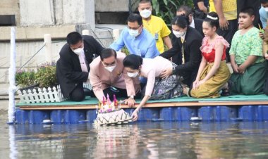 “นายกฯ”ควงคณะครม.ลอยกระทงคลองผดุงกรุงเกษม ขอบ้านเมือง-ประชาชนมีความสุข ปลอดภัย