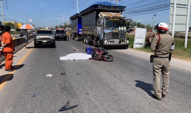 สลด!ลุงโคราชขี่ จยย.บนถนนหลวง เสียหลักล้มถูกรถบรรทุกพ่วง 18 ล้อ ทับร่างดับคาที่