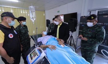 มทภ.4 เยี่ยม กำลังพล และชาวบ้านเหตุรุนแรงพื้นที่นราธิวาสพร้อมแสดงความเสียใจวีรบุรุษผู้กล้า