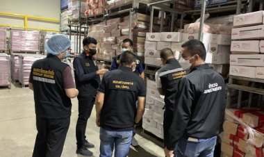 " ปคบ. ร่วมกรมปศุสัตว์ บุกห้องเย็นกลางเมืองสุมทรสาคร ยึดซากชิ้นส่วนหมูแช่แข็งเถื่อน ไม่ทราบแหล่งที่มา น้ำหนักรวมกว่า 4 แสนกิโลกรัม"