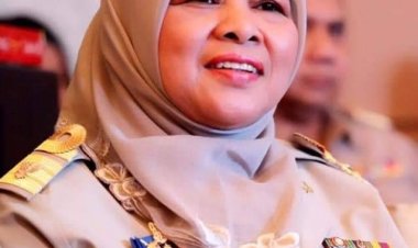 “พาตีเมาะ” สุภาพสตรีมลายูมุสลิมได้นั่งแท่งผู้ว่าราชการจังหวัดปัตตานี