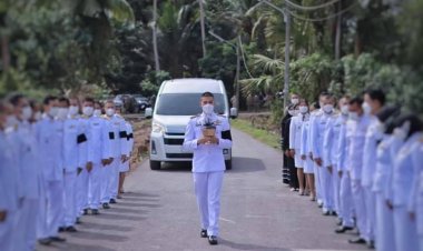 ในหลวงพระราชทานดินฝังศพเป็นกรณีพิเศษแก่ผญบ.บ้านดอนรักเหยื่อไฟใต้