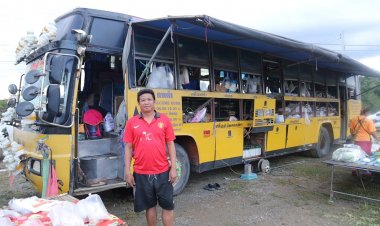 หนุ่มโคราชพลิกวิกฤติเป็นโอกาสดัดแปลงรถ 6 ล้อเป็นซุปเปอร์มาเก็ตเคลื่อนที่ขายสินค้าตามตลาดนัด