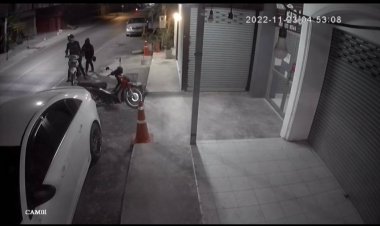 ทันอยุธยาคลิปจริง!!!คนร้ายก่อเหตุโจรกรรมรถ จยย.หลายแห่งในอยุธยา