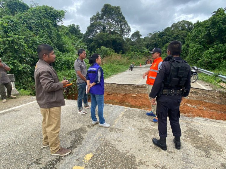 นราฯฝนตกหนักต่อเนื่อง ซัดสะพานเสียหาย ปกครองจะแนะ ท้องถิ่น ท้องที่ ลุยช่วยเพื่อประชาชน