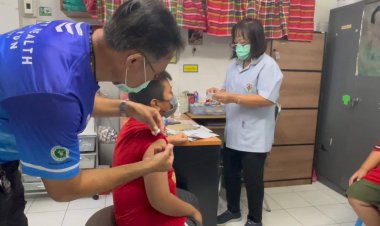 กลุ่ม 608 -เด็กแห่ฉีดวัคซีนเข็มกระตุ้น ป้องกันโควิดกลับมาระบาดระลอกใหม่