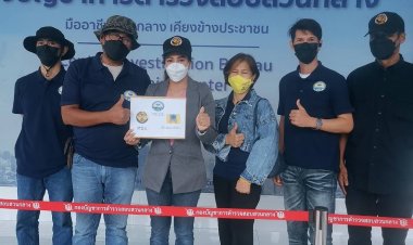 “ศปปส.-นักรบองค์ดำ”เอาโพสต์หมิ่นเบื้องสูงจำหน่ายเสื้อที-เชิ้ต มาให้ ปอท.ตรวจสอบดำเนินคดี ม.112