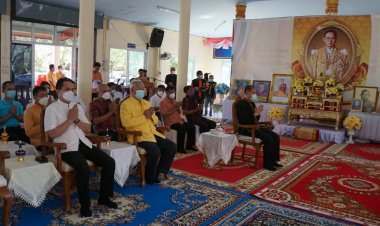 รองพ่อเมืองศรีสะเกษนำพุทธศาสนิกชนทำบุญอุทิศบูรพาจารย์ บูรพชน คนสร้างเมือง “ฮุ่งเฮืองเมืองจันทร์ 30 ปี"