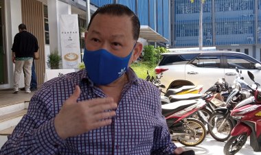 สันธนะ พบ พงส.บก.ป.ขอความเป็นธรรมคดีที่ พล.ต.ต.วิชัย แจ้งความหาว่ารับ เงินบ่อนมีนบุรี