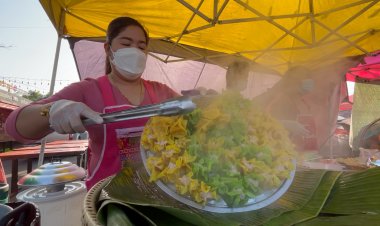 ขนมจีบ-ซาลาเปา นึ่งใหม่ๆร้อนๆเมนูยอดฮิตคลายหนาวคนขอนแก่นยามเช้า