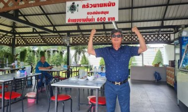 ร้านข้าวราดแกงชื่อดังเมืองโคราช ขึ้นป้ายหนุนขึ้นค่าแรงขั้นต่ำ 600 บาท ระบุ 300 บาทไม่พอกิน