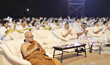 สัตหีบสวดมนต์ นั่งสมาธิ น้อมรำลึกในพระมหากรุณาธิคุณ รัชกาลที่ 9  และถวายองค์ภาฯ ให้หายจากอาการประชวร