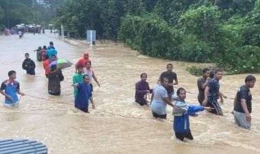 สลด!เก๋งพาสมาชิกครอบครัวกลับบ้านโดนน้ำซัดจมน้ำเสียชีวิต 3 ราย รอด 2 ราย