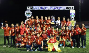 แข้ง "ทนายความพัทยาซิตี้" สุดฟิต!พร้อมร่วมศึกถ้วยพระราชทานฯศึก Lawyer's Cup ครั้ง 24