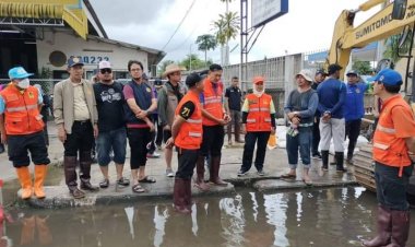 พบแล้วศพน้อง "ฟุรกอน ด็อราแม็ง" อายุ 20 ปี ที่พลัดตกร่องน้ำจมหาย หน้าปั้มปตท.ปัตตานี