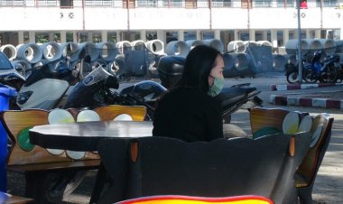 ผัวแวะฉี่ลืมเมียไว้ข้างถนนย้อนกลับมารับกลับถึงมหาสารคามแล้ว