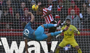 "สปอร์ส"โดนนำก่อน 2-0 ไล่เจ๊า "เบรนท์ฟอร์ด 2-2 สุดมันส์ ศึกพรีเมียร์ลีก บ็อกซิ่งเดย์