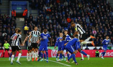 เก็บชัย 6 นัดติด"สาลิกาดง"บุกไล่จิก "สุนัขจิ้งจอก" พ่ายคาบ้าน ขยับขึ้นรองฝูงพรีเมียร์ลีก