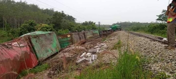 ด่วน เกิดเหตุระเบิดรางรถไฟขนส่งสินค้า ! หาดใหญ่ -ปาดัง 