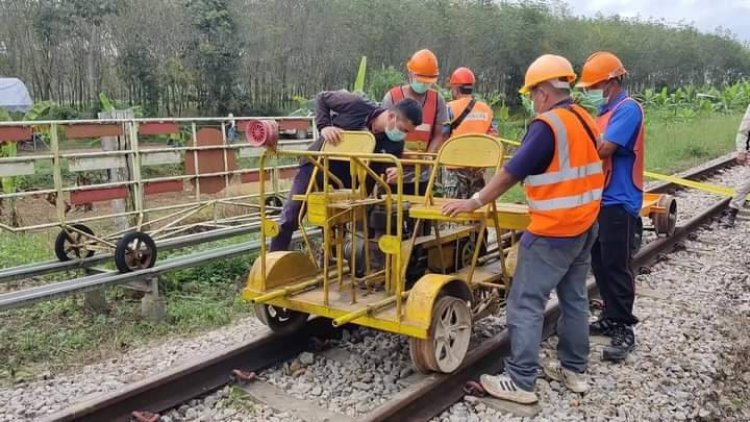 คนร้ายระเบิดซ้ำจุดเดิมเคยรางบึ้มรถไฟที่อ.สะเดา เจ้าหน้าที่เสียชีวิต 3 เจ็บอีก 4 นาย