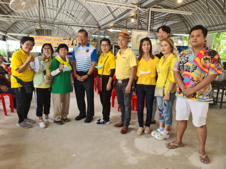 พล.ต.อ.อชิรวิทย์ สุพรรณเภสัช อดีต รอง ผบ.ตร. เป็นประธานในพิธีทำบุญเลี้ยงพระเพล ถวายเป็นพระราชกุศล วันพ่อแห่งชาติ