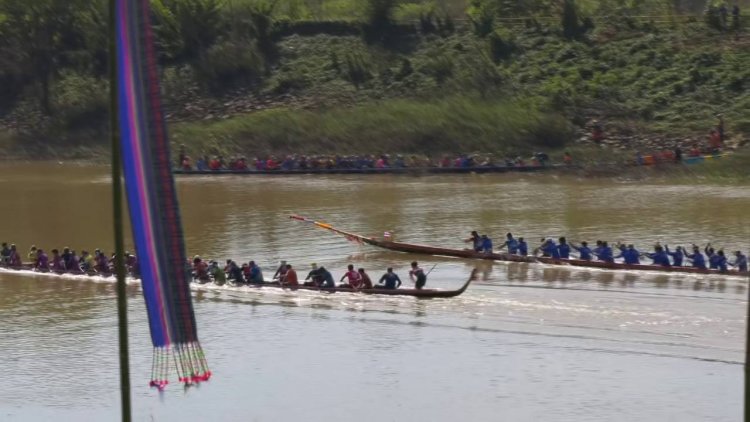 รมช.มหาดไทยเปิดงานประเพณีแข่งเรือยาวชิงถ้วยพระราชทานพระพันปีหลวง
