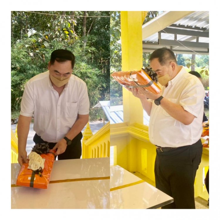 "นายกเคี้ยง" ทอดผ้าไตรบังสกุลพิธีงานฌาปนกิจศพ "เตี่ยบุญส่ง ตั้งเจริญสุข " 97 ปี สุสานบ้านแม่ตาว