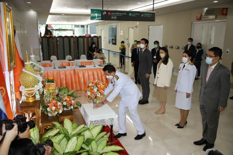 นพ.ชลน่าน นำคณะพรรคเพื่อไทย ลงนามถวายพระพร "เจ้าฟ้าพัชรกิติยาภาฯ"