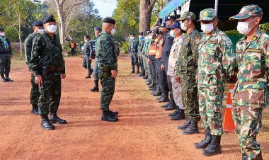 ผู้บัญชาการกองกำลังสุรนารี ลงพื้นที่ตรวจเยี่ยมจุดตรวจสุริยะวิถีชายแดนไทย-กัมพูชา