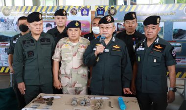 ผบ.ตร.ลงใต้แถลงรวบ 2 ผู้ต้องหาคาร์บอมบ์แฟลตตำรวจนราฯเร่งล่าอีก 7 ราย