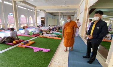 พ่อเมืองศรีสะเกษ ตรวจเยี่ยมให้กำลังใจ เจ้าหน้าที่ ผู้เข้าร่วมโครงการ บนรพชาอุปสมบทฯ