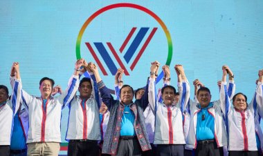 พรรครวมแผ่นดิน   ตั้งทีม Change Together- เราจะเปลี่ยนไปด้วยกัน