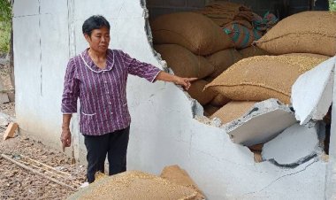 ผวายกหมู่บ้าน!โขลงช้างป่าเขาอ่างฤาไนบุกพังยุ้งข้าวเปลือก-ปล้น ไปกิน1กระสอบ