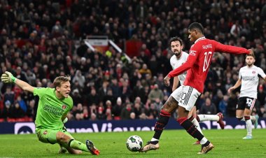 "ผีแดง-สาลิกาดง"ไล่ต้อนคู่แข่งลิ่วรอบตัดเชือกศึกคาราบาวคัพ