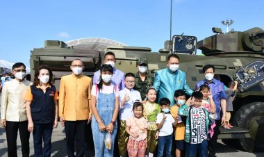 “สุดอลังการ”!รมว.สุชาติ ควงผู้ว่าฯชลบุรี นายกอบจ. เปิดงานวันเด็กแห่งชาติ ปลูกฝังเด็กไทยหมั่นเรียนรู้ เติบโตอย่างมีคุณภาพ