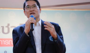 "องอาจ" ไม่เห็นด้วยส.ว.ชงแก้รธน.ปูทาง "นายกฯ" อยู่เกิน 8 ปี มองว่าแก้เพื่อ "บิ๊กตู่"