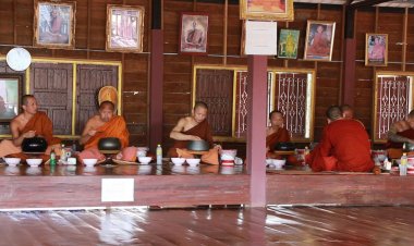 ครูบาไก่โพสต์เตรียมเปิดวาจาบ่ายนี้ แต่ยังไม่ระบุว่าเป็นเรื่องอะไรพร้อมเชิญชวนญาติโยมร่วมทำบุญที่วัด