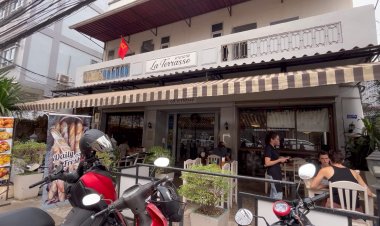 “ La Terrasse” เวียงจันทน์ ศูนย์รวมอาหารฝรั่งเศสที่ครบวงจร คาเฟ่สุดชิคที่คนไทยและคนเอเชียชื่นชอบ