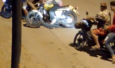 ตำรวจขอนแก่นเร่งล่าตัวมือยิงหลังกลุ่มวัยรุ่นนัดเคลียร์ปัญหากันก่อนเปิดฉากตะลุมบอนทั้งยิงปืน-ปาระเบิดปิงปอง