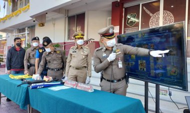 ตร.ตามรวบแล้วรุ่นพี่ยิงปืนขู่คู่อริช่วยรุ่นน้อง หลังหลบหนีไปดบดานที่เพชรบูรณ์