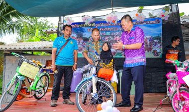 ชาวบ้านเจาะกลาดี อ.ยะหา จัดกิจกรรม"ฮารีอาเนาะ ๆ กีตอ" มอบความสุขเด็ก กว่า 500 คน